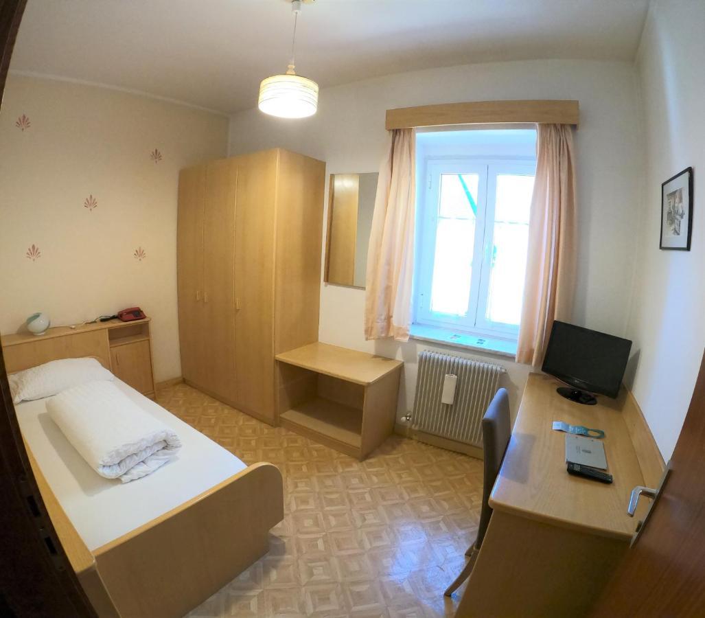 Albergo Alla Torre Siegler Im Thurm Merano Exterior photo